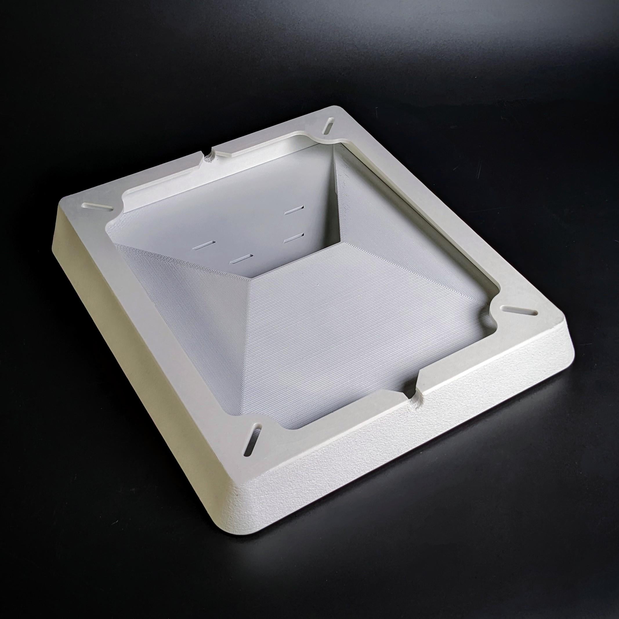 Starlink Mini Halterung mit Plexiglasscheibe & Spoiler für Wohnmobil Dach