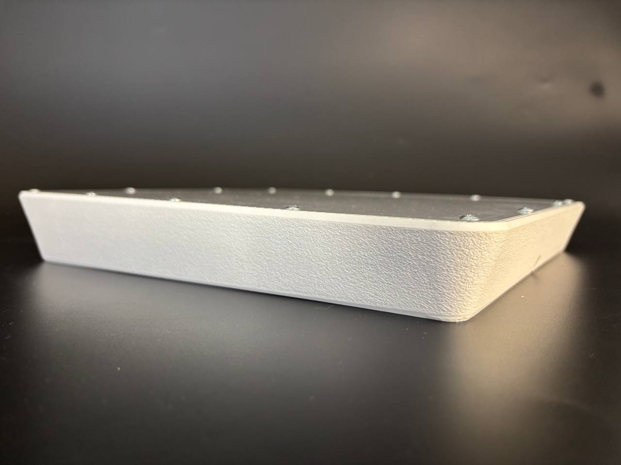 Starlink Mini Halterung mit Plexiglasscheibe & Spoiler für Wohnmobil Dach