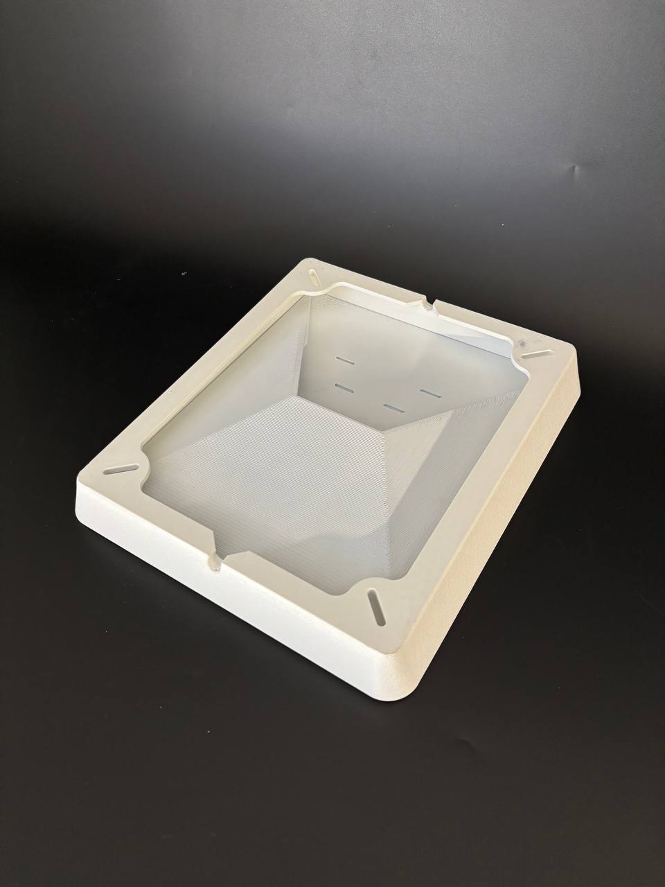 Starlink Mini Halterung mit Plexiglasscheibe & Spoiler für Wohnmobil Dach