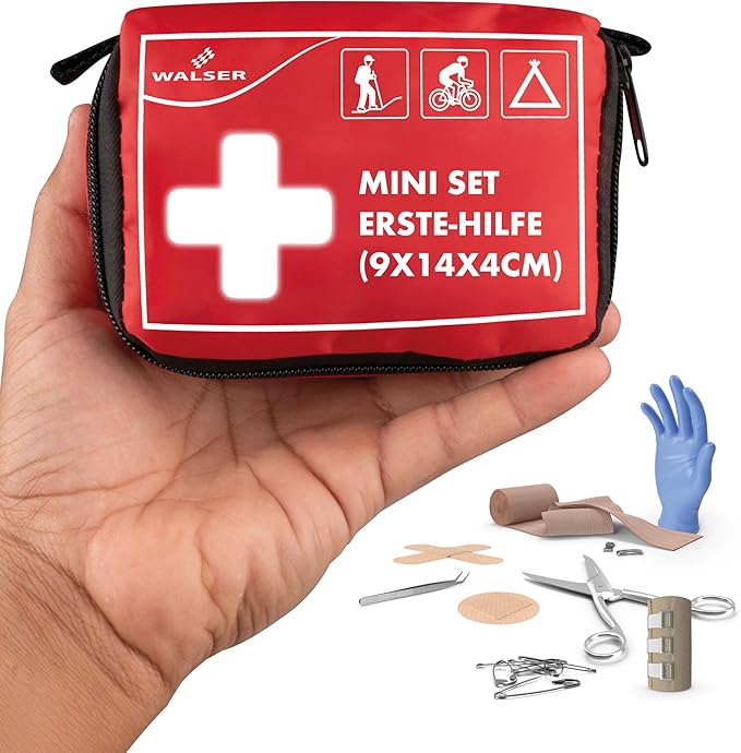 WALSER Mini Erste-Hilfe-Set 31-teilig in roter wasserfester Tasche