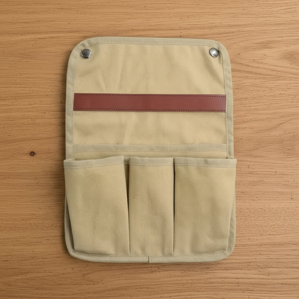 Organizer_Hängetasche_Stuhlarmlehne beige